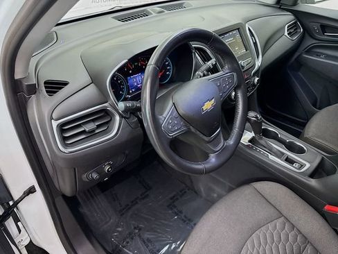 Used 2019 Chevrolet Equinox LT image 11