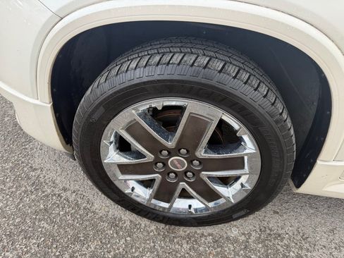 Used 2012 GMC Acadia Denali FWD image 18