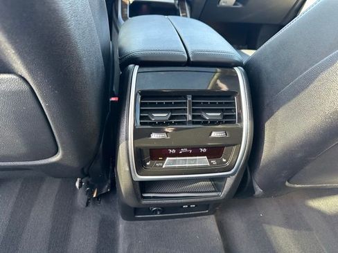 Used 2024 BMW X7 xDrive40i image 18