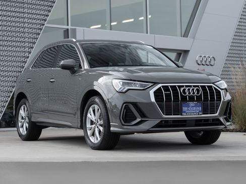 Certified 2022 Audi Q3 2.0T Premium Plus image 1