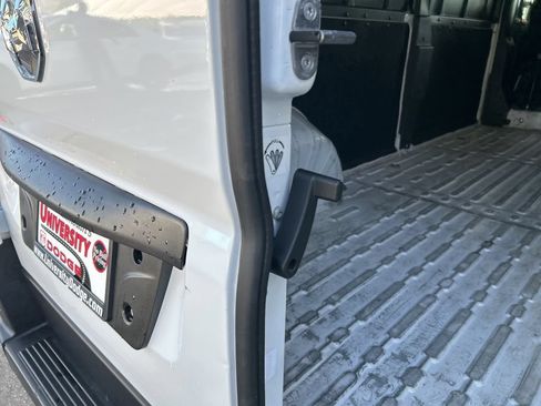 Used 2025 RAM ProMaster 2500 w/ Convenience Group FWD image 35
