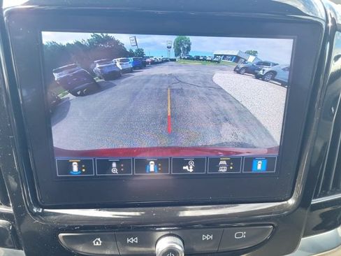 Used 2022 Chevrolet Traverse LT w/ LT Premium Package AWD/4WD image 64