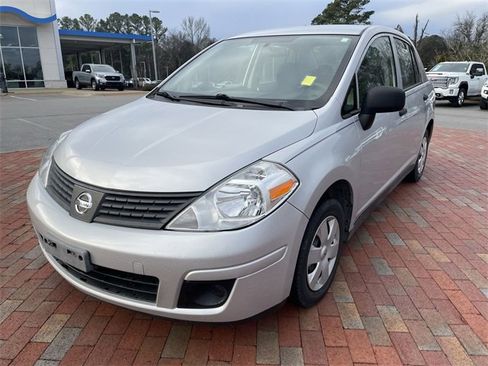Used 2010 Nissan Versa Sedan image 1