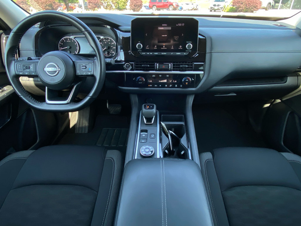 Used 2024 Nissan Pathfinder SV AWD/4WD image 20