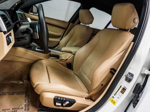 Used 2016 BMW 328i Sedan RWD image 6