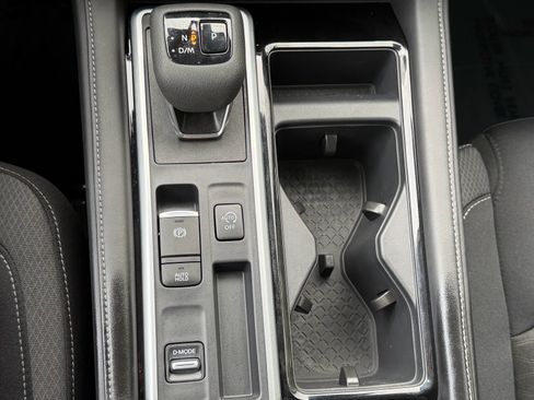 Certified 2024 Nissan Pathfinder SV FWD image 26