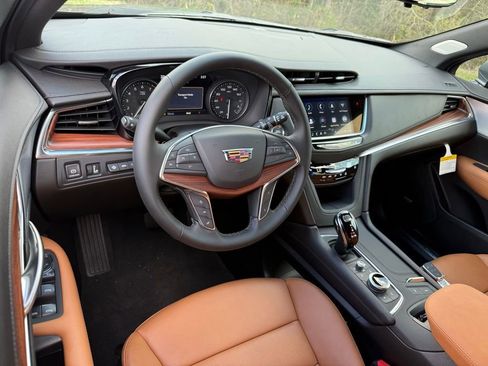 New 2026 Cadillac XT5 Premium Luxury w/ Driver Assist Package image 3