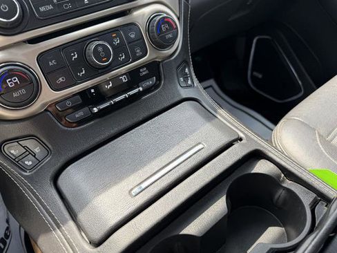 Used 2016 GMC Yukon Denali AWD/4WD image 42