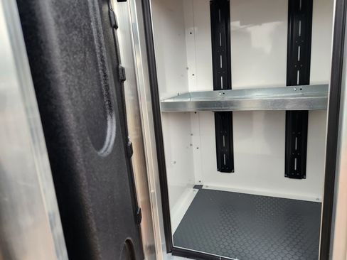 New 2025 Chevrolet Express 4500 w/ Power Convenience Package image 33