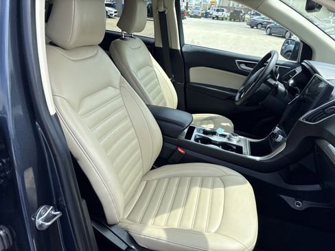 Used 2024 Ford Edge SEL w/ Class II Trailer Tow Package image 6