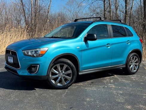 Used 2013 Mitsubishi Outlander Sport LE image 1