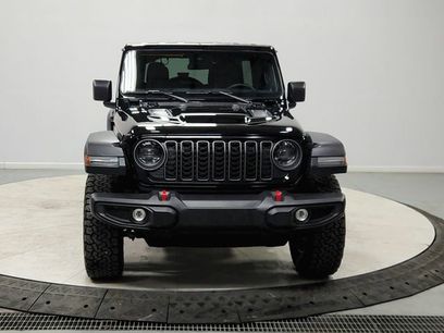 Used 2025 Jeep Wrangler Unlimited Rubicon