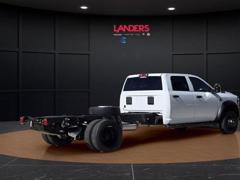 New 2026 RAM 5500 Tradesman AWD/4WD image 2