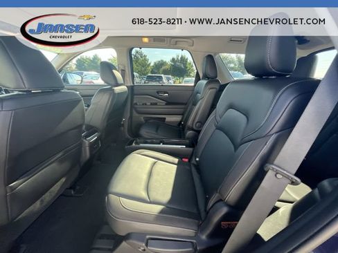 Used 2023 Nissan Pathfinder SL w/ SL Premium Package AWD/4WD image 25