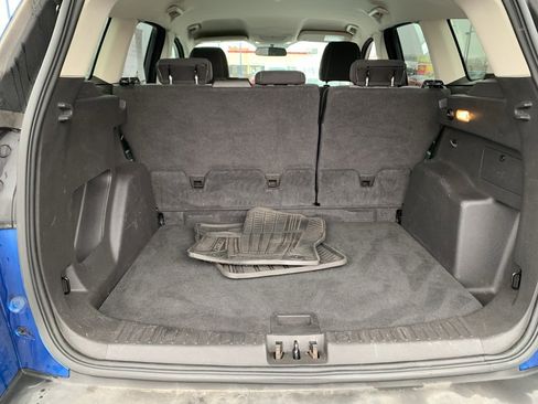 Used 2017 Ford Escape SE w/ Equipment Group 201A image 17