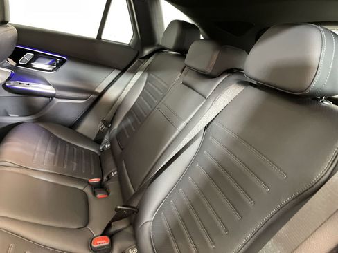 Certified 2025 Mercedes-Benz GLC 300 image 30