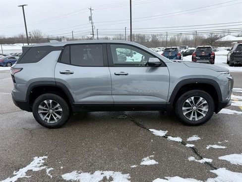 New 2026 Chevrolet Equinox LT w/ Safety and Technology Package image 8