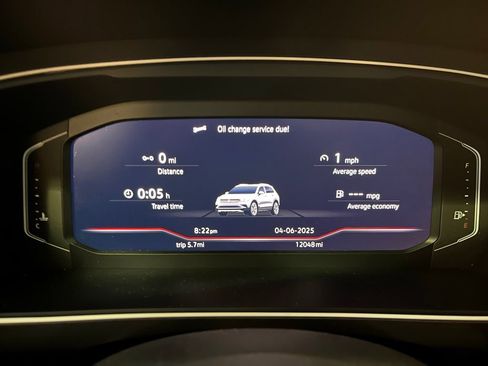 Certified 2024 Volkswagen Tiguan SEL R-Line image 21