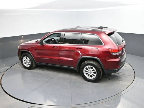 Used 2020 Jeep Grand Cherokee Laredo AWD/4WD image 42