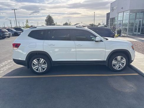 Used 2019 Volkswagen Atlas SE w/ Panoramic Sunroof Package AWD/4WD image 4