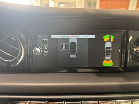 Used 2014 Rolls-Royce Phantom Drophead Coupe RWD image 10