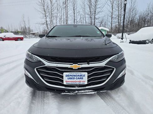 Used 2022 Chevrolet Malibu LS image 2