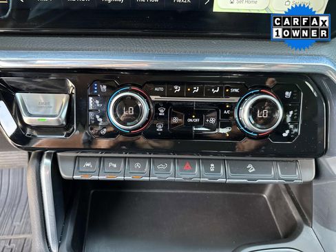 Used 2025 GMC Sierra 1500 Denali image 32