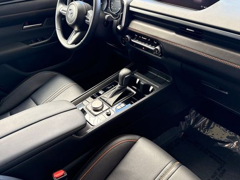 Certified 2025 MAZDA CX-50 AWD 2.5 Hybrid w/ Cargo Package image 18