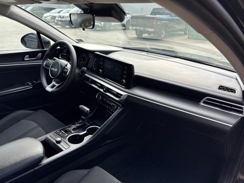 Used 2023 Kia K5 LXS image 18