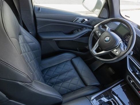Used 2024 BMW X5 xDrive50e image 18