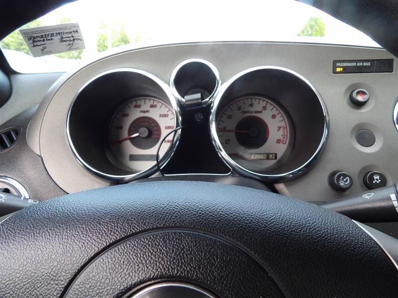 Used 2009 Pontiac Solstice Convertible RWD image 17