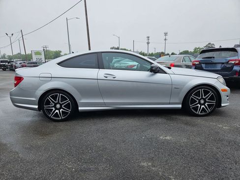 Used 2015 Mercedes-Benz C 250 Coupe image 4
