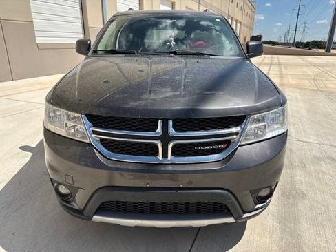 Used 2017 Dodge Journey SXT w/ Premium Group AWD/4WD image 2