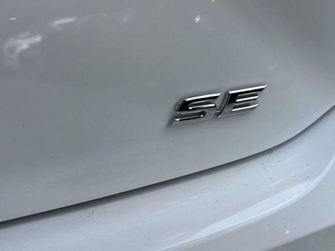 New 2026 Toyota Camry SE FWD image 11