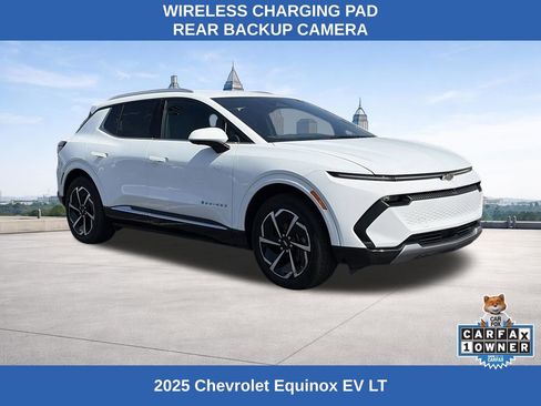 Used 2025 Chevrolet Equinox EV LT w/ Convenience Package FWD image 7