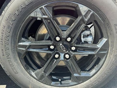 New 2025 Chevrolet Blazer LT w/ Midnight/Sport Edition image 25