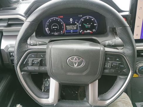 Used 2025 Toyota Tacoma TRD Sport w/ TRD Sport Upgrade Package AWD/4WD image 27