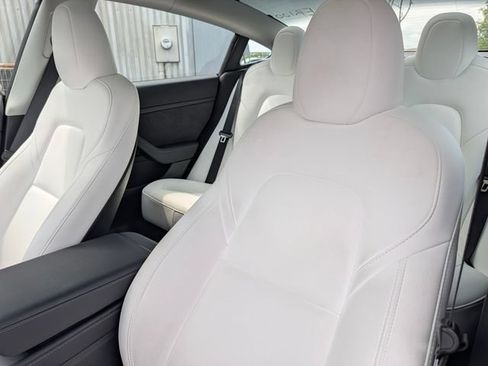 Used 2023 Tesla Model 3 Standard Range RWD image 13