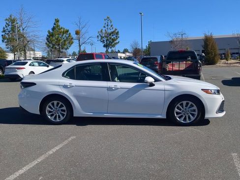 Used 2024 Toyota Camry LE image 3