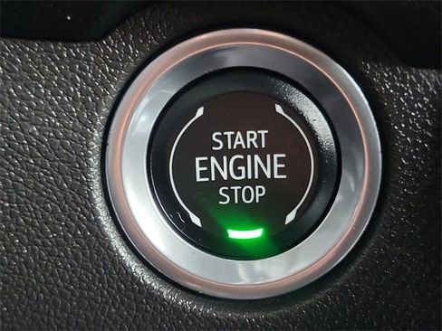 Certified 2024 Chevrolet Traverse LT image 13