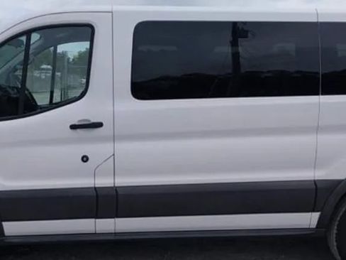 Used 2018 Ford Transit 150 XL RWD image 2