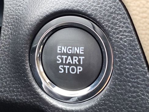 Certified 2025 Toyota RAV4 Limited w/ Advanced Technology Package image 20