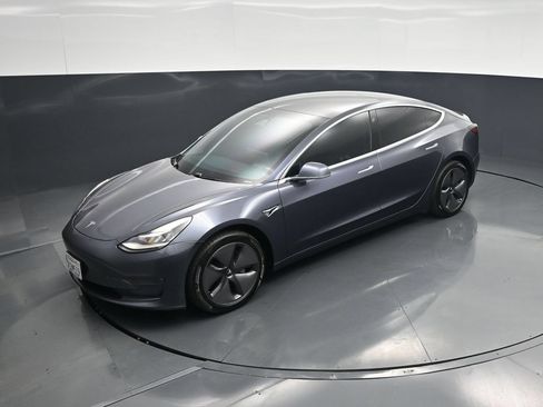 Used 2020 Tesla Model 3 Long Range AWD/4WD image 31