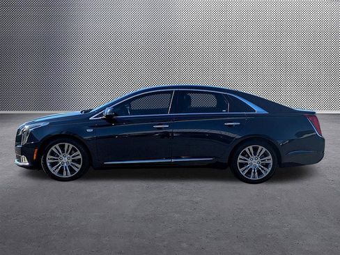 Used 2019 Cadillac XTS Luxury w/ Driver Awareness Package image 8