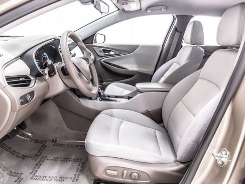 Used 2022 Chevrolet Malibu LS FWD image 25
