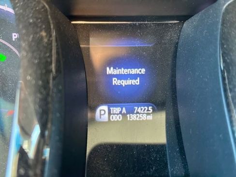 Used 2014 Toyota Avalon Limited image 19