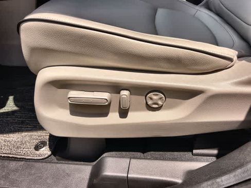 Used 2026 Honda Odyssey Touring image 31