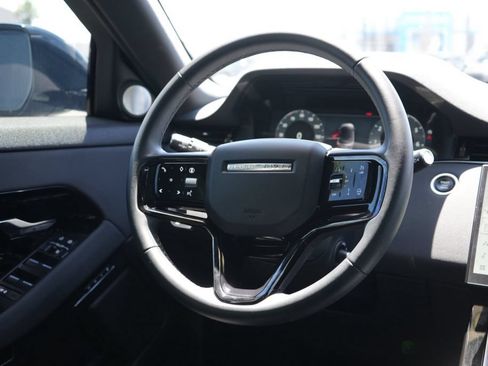 Used 2024 Land Rover Range Rover Evoque Dynamic SE AWD/4WD image 7