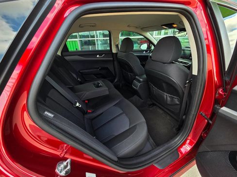 Used 2021 Kia K5 LXS image 15
