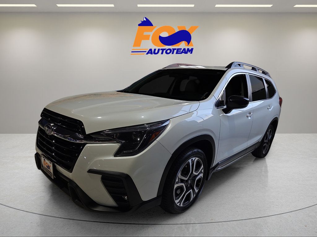 Used 2024 Subaru Ascent Limited w/ Technology Package AWD/4WD image 2